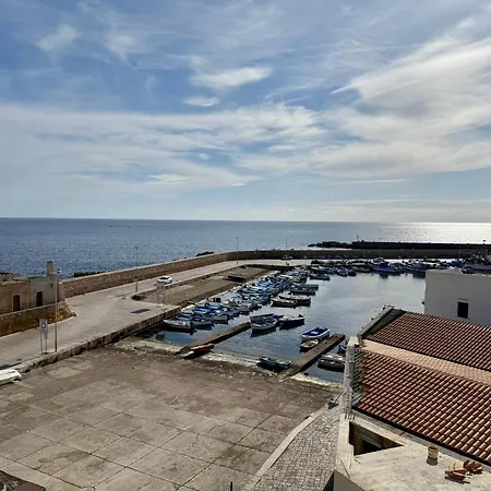 Couette-café Le Sul Golfo 3*